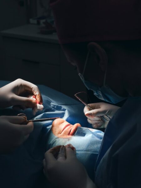 Liplift – chirurgiczne powiększenie ust